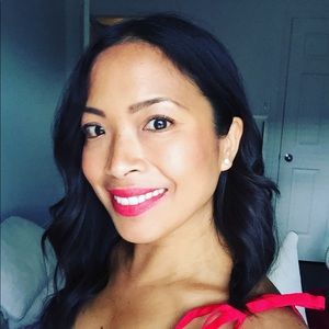 Meet your Posher, Roselyne